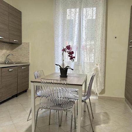 Casa Bezzecca La Spezia Apartment ภายนอก รูปภาพ